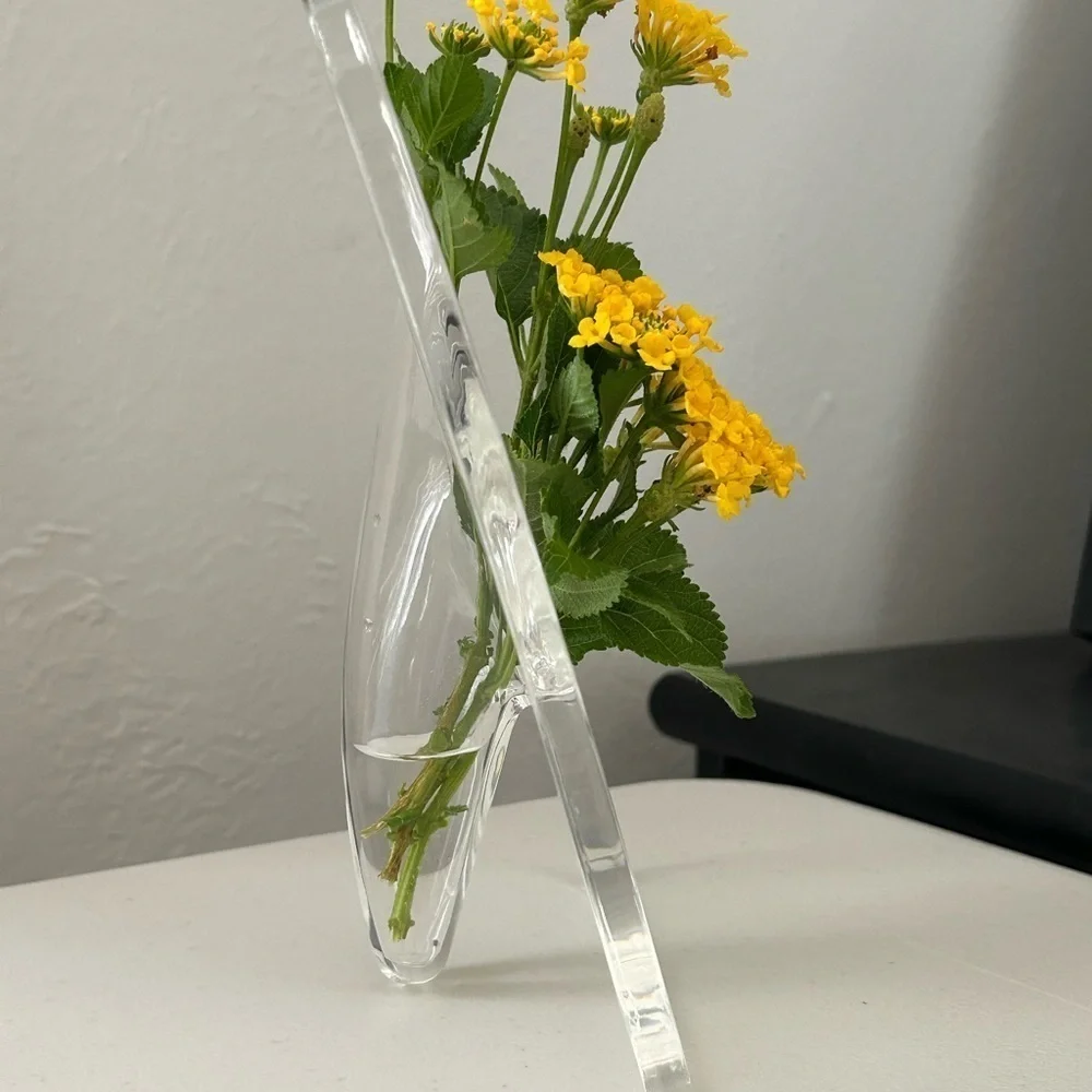 Contemporary Acrylic Vase: Rectangular Shape, Transparent Design / BRAND NEW